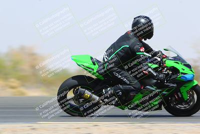 media/Mar-28-2022-Superbike Trackdays (Mon) [[b8603d0f67]]/Open Track Time/Turn 3 Inside/